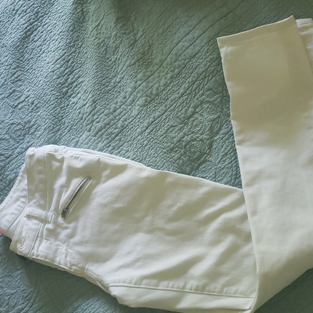 Cabi white skinny jeans